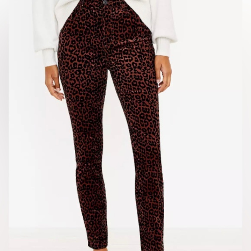 The Loft skinny Leopard print corduroy pants